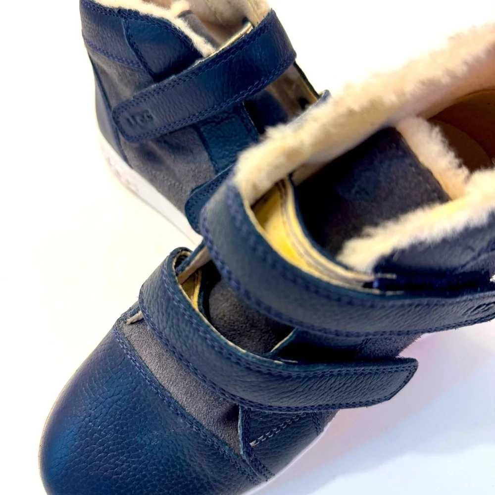 UGG Kids' Rennon II Sneaker - Picture 8 of 12